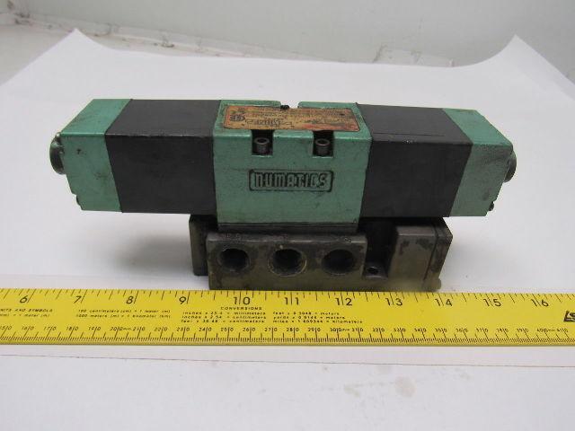 Numatics 153SS435K000030 Pneumatic Solenoid Valve w/Solenoid Block