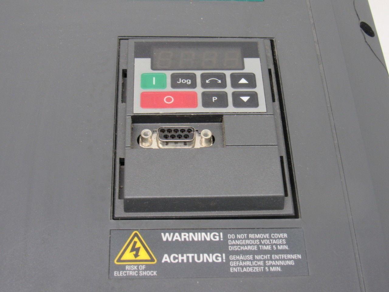 Siemens 6SE3222-4DG40 Midimaster Vector Drive Input 380/500V Motor 15 -20Hp