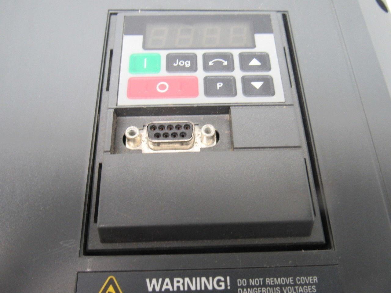 Siemens 6SE3222-4DG40 Midimaster Vector Drive Input 380/500V Motor 15 -20Hp