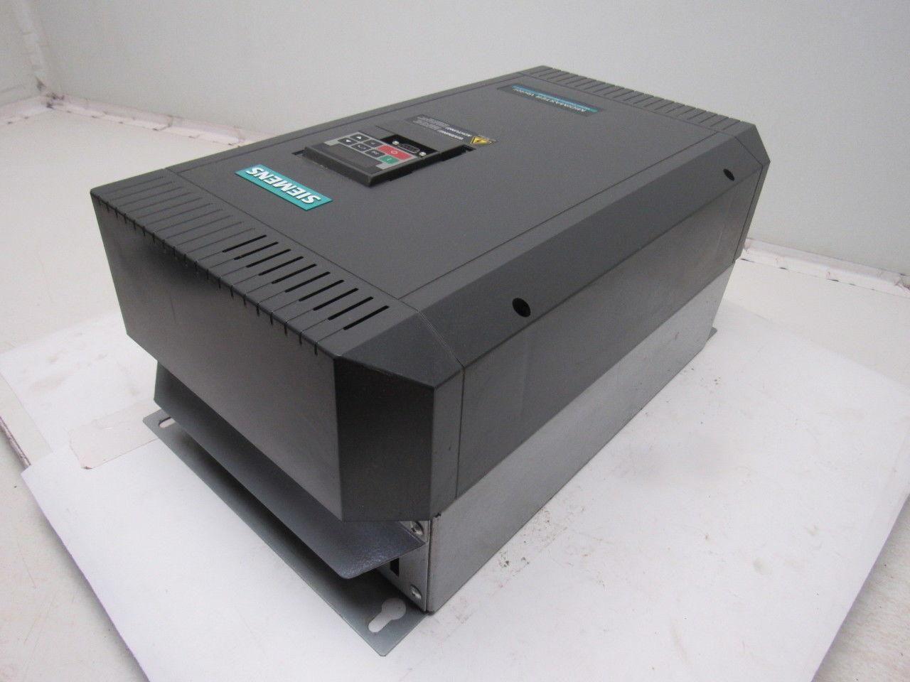 Siemens 6SE3222-4DG40 Midimaster Vector Drive Input 380/500V Motor 15 -20Hp