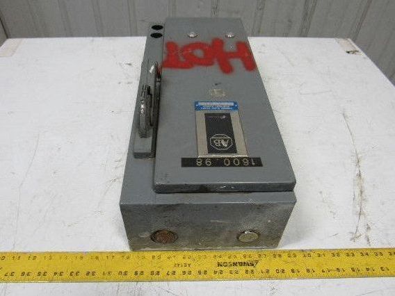 Allen Bradley 712-AAB24 240/480V 5Hp Combination Starter Disconnect 120V Coil