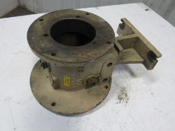 Gusher PCL-2X3-13SEH-CBM-A Horizontal Pump Shaft Housing Casting