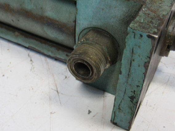 Parker Hydraulic Tie Rod Cylinder 21" Stroke 2-3/4" Bore