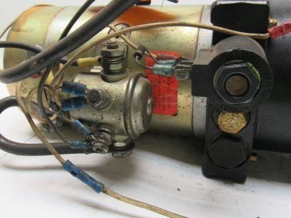 Fenner 07550500 DL-1004 Hydraulic Pump Power Unit 24VDC 3300 PSI Muliton Mic