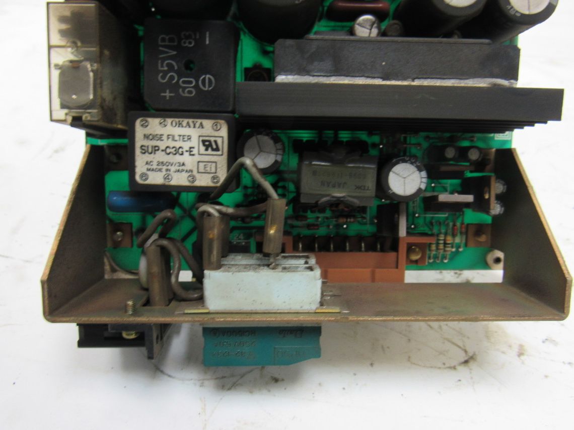 Fanuc A20B-1001-0930 Power Supply Unit Circuit Board CPU CRT CNC