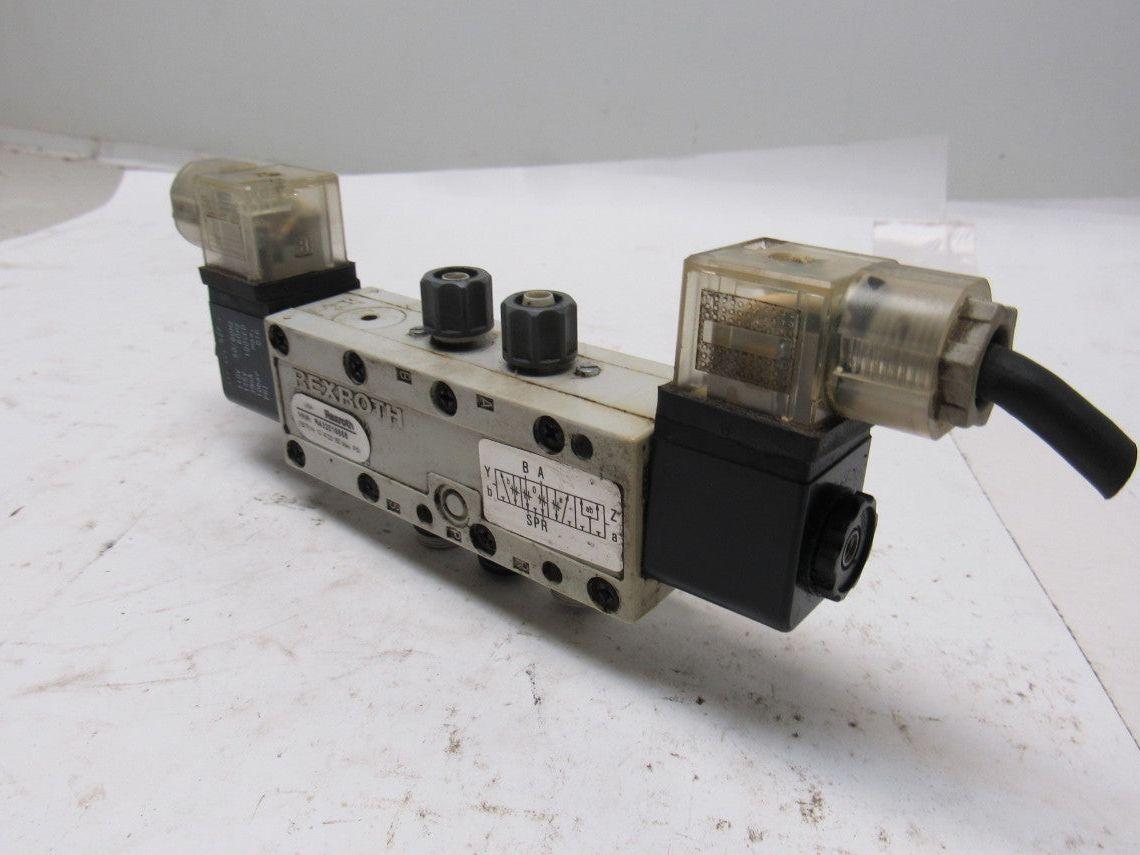 Rexroth R432016668 5/3 Position Exhaust Center Solenoid Valve 110V Coil