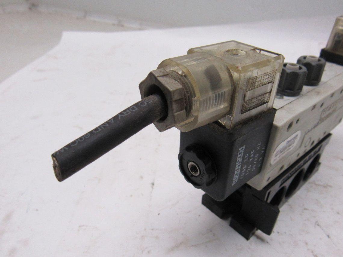 Rexroth R432016670 5/3 Position Closed Center Solenoid Control Valve 120V Coil