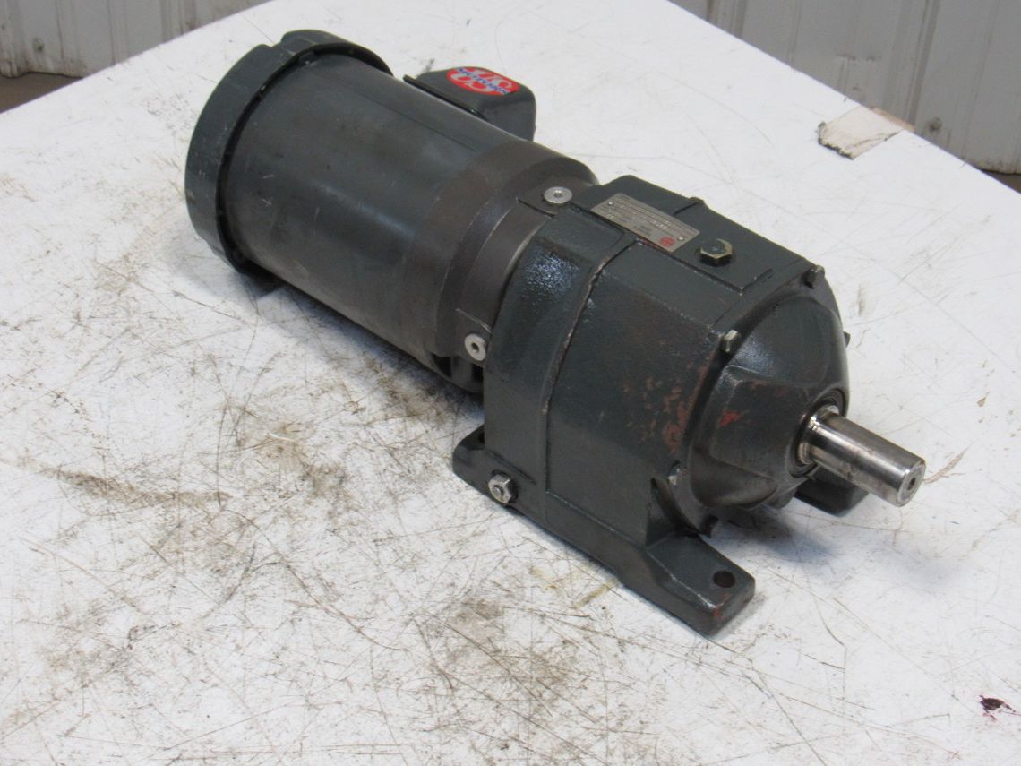 US Motors E190A 22.4:1 Ratio 78RPM 208-230/460V 3Ph Inline Helical Gear Motor
