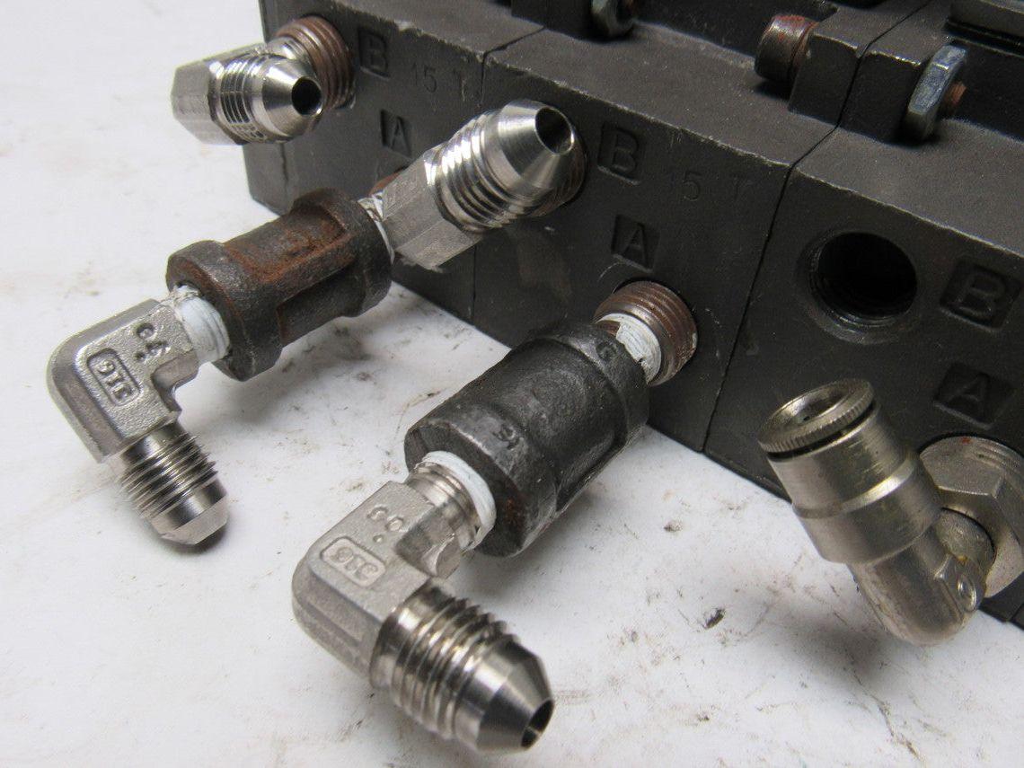 Numatics 082RS125UU000000152827 Pneumatic Pressure Regulator Flexiblok Manifold