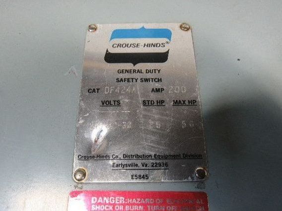 Crouse Hinds DF424A 200A 240V 3Ph 50HP Max Fusible Mechanical Disconnect