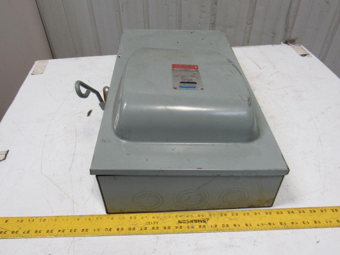 Crouse Hinds DF424A 200A 240V 3Ph 50HP Max Fusible Mechanical Disconnect