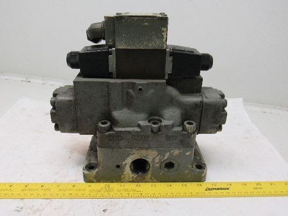 Racine Bosch FD4BSHSW06 Solenoid Pilot Operated 3 Position Spool Valve Unit 115V