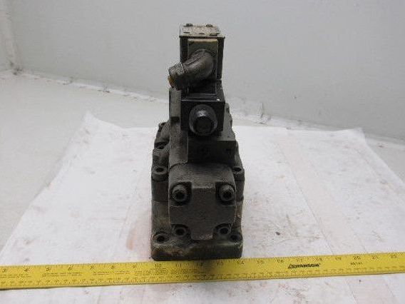 Racine Bosch FD4BSHSW06 Solenoid Pilot Operated 3 Position Spool Valve Unit 115V