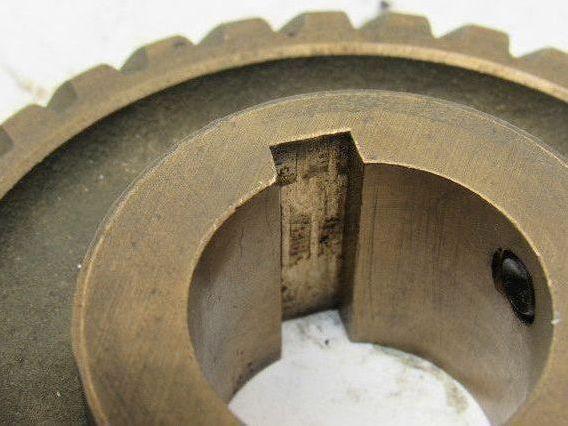Boston HB-832 4" OD 32 Teeth 1-1/4" Bore Left Hand 14.5° Helical Gear