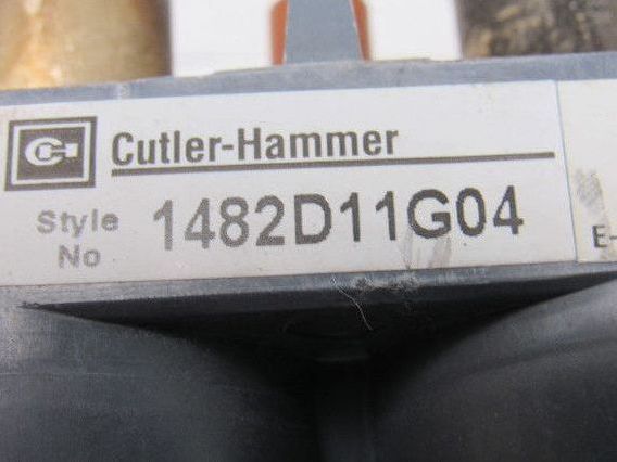 Cutler Hammer 1482D11G04 Circuit Breaker Adapter Rear Adapter Bus Assembly