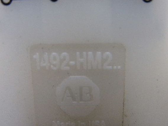 Allen Bradley 1492-HM2 24A 600V Terminal Block Two Circuit 75 Pieces on DIN Rail