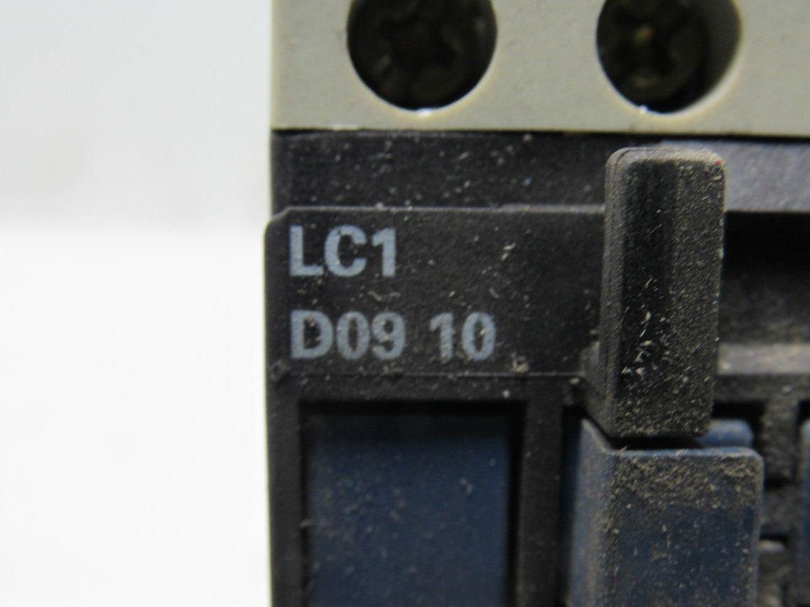 Telemecanique LC1 D09 10 600V 20A 7.5Hp 3Ph MAX Contactor Overload 120V Coil