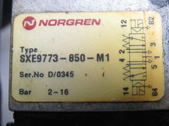 Norgren SXE9773-850-M1 Pneumatic 5/3 Solenoid Operated Air Valve 24V Coil