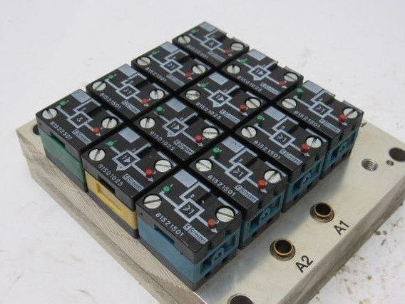 Rexroth Crouzet 81501025 Pneumatic Logic Component And Element Manifold Assembly