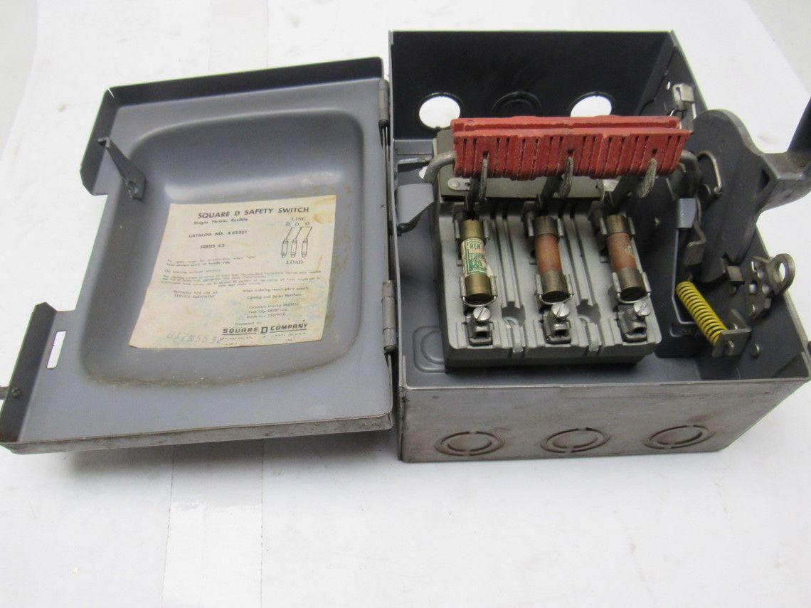 Square D A85351 3 Pole Fusible Safety Switch 30A 240V Max.