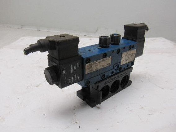 Rexroth PW67707-1 Pneumatic Valve 24VDC Coil W/Manifold Block