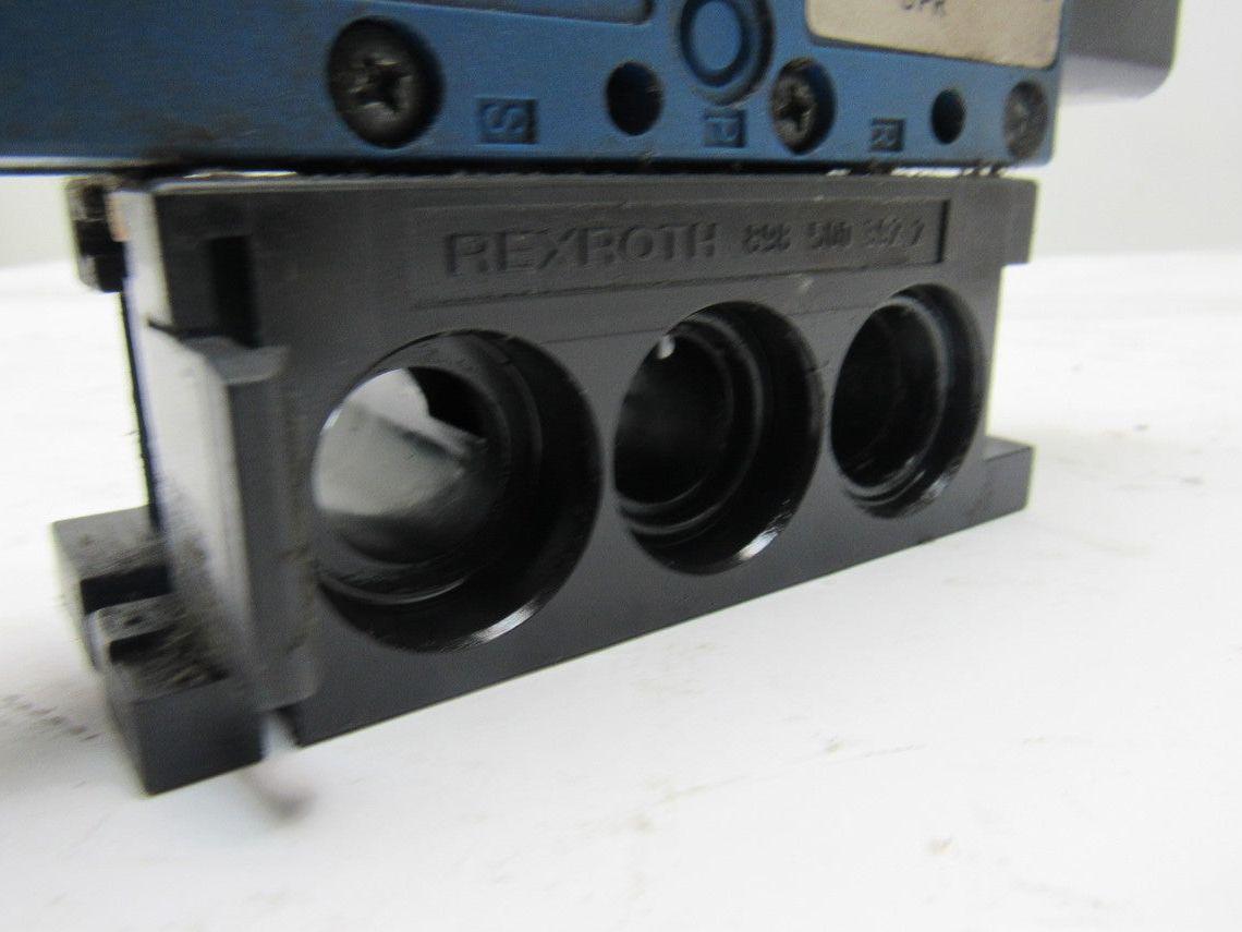Rexroth PW67707-1 Pneumatic Valve 24VDC Coil W/Manifold Block