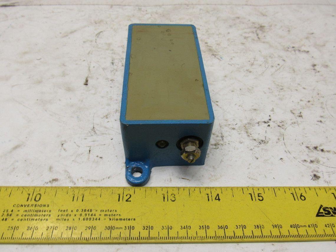 Allen Bradley Photo Switch 871F-D70NN50-D4 A Photo Switch 10-30VDC N.O. 400mA