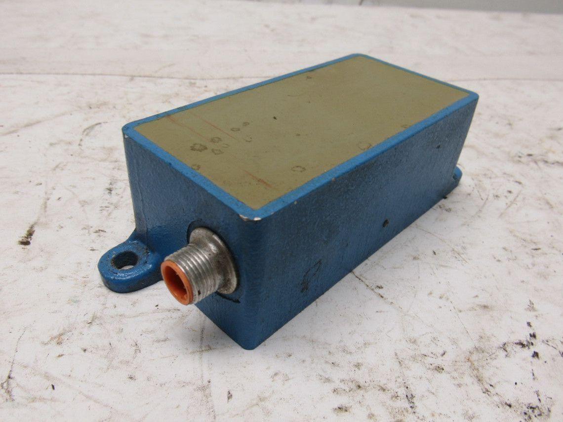 Allen Bradley Photo Switch 871F-D70NN50-D4 A Photo Switch 10-30VDC N.O. 400mA
