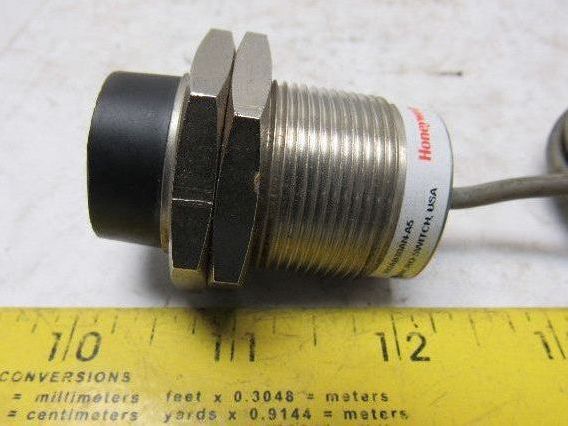 Honeywell 992AB30ANA5 Inductive Proximity Sensor