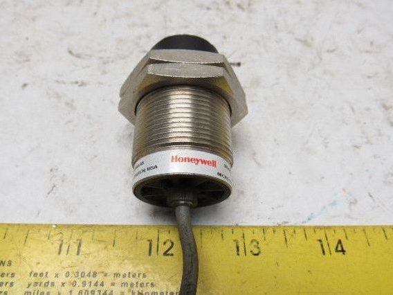 Honeywell 992AB30ANA5 Inductive Proximity Sensor