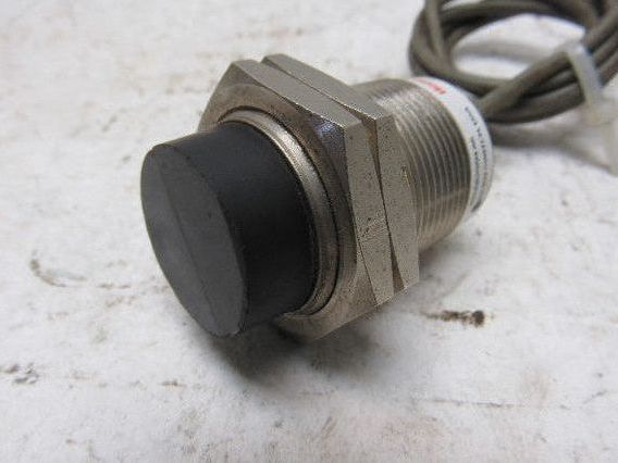 Honeywell 992AB30ANA5 Inductive Proximity Sensor