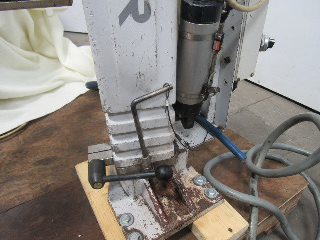 Star Automation XQ-600F Pick & Place/Sprue Picker Robot 200V 1Ph 600mm x 450mm