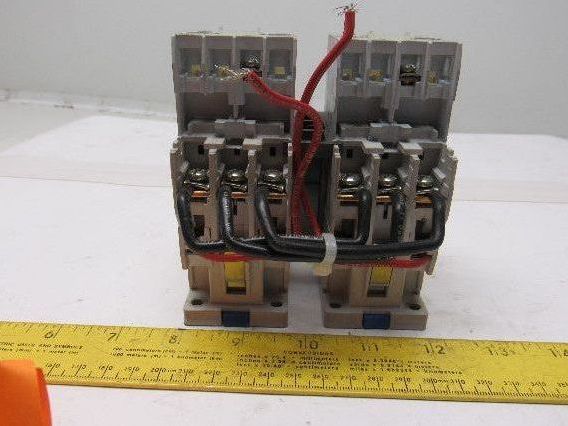 Cutler Hammer CE55DN3 Ser B1 Reversing Relay W/C320KGT8 Aux Contact