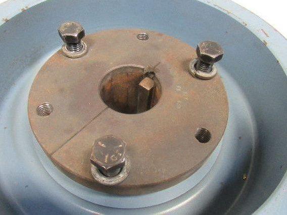 8/5V11.8-F 8 Groove Bushed Bore Pulley Sheave