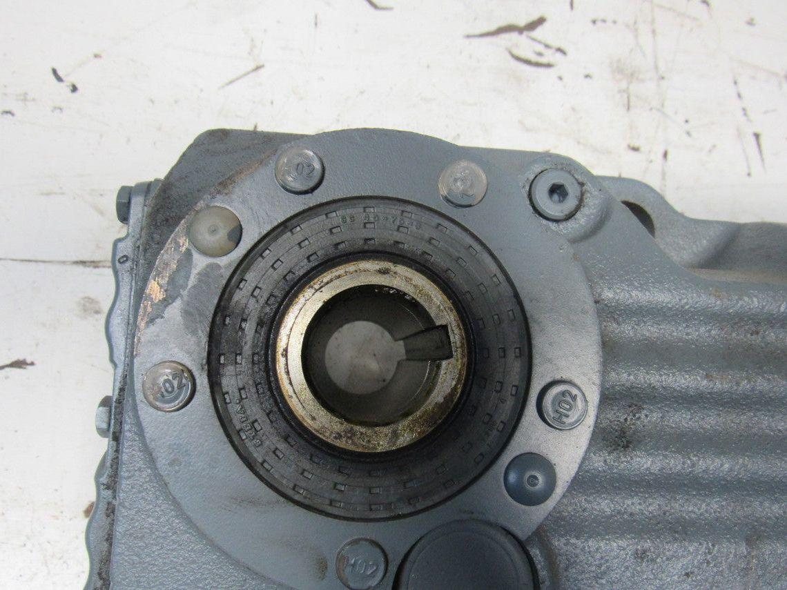 SEW-EURODRIVE KA37 DT90S4/TF Gear Motor 1.1KW 1740/70RPM330/575V 3PH