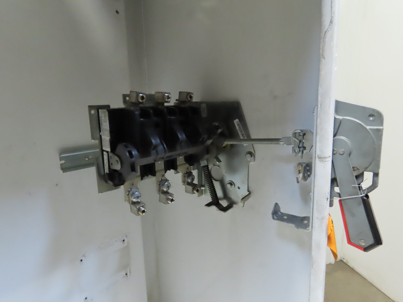 Hoffman A36SA3216LPPL Electrical Enclosure W/100A Disc. & Back Plate 36"x32"x16"