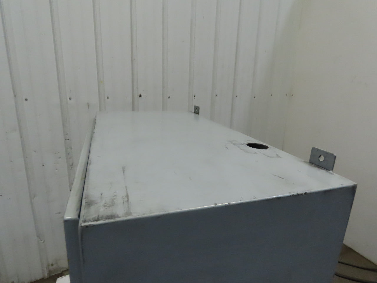 Hoffman A36SA3216LPPL Electrical Enclosure W/100A Disc. & Back Plate 36"x32"x16"