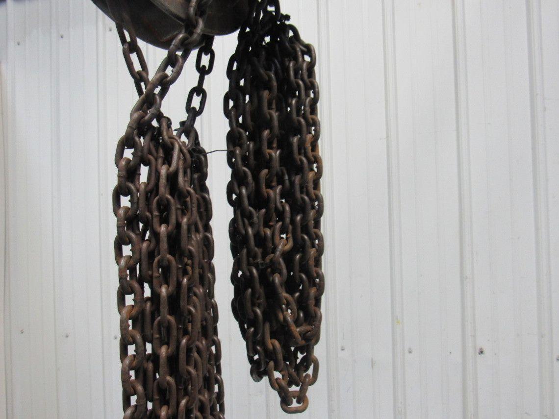 CM 1 Ton Manual Chain Fall Hoist 2000 Lbs. 28' Travel 17' Pendant Chain