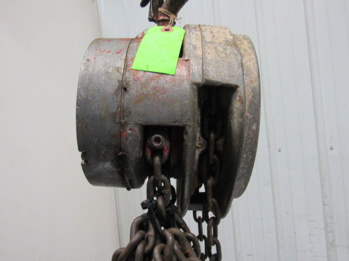 CM 1 Ton Manual Chain Fall Hoist 2000 Lbs. 28' Travel 17' Pendant Chain