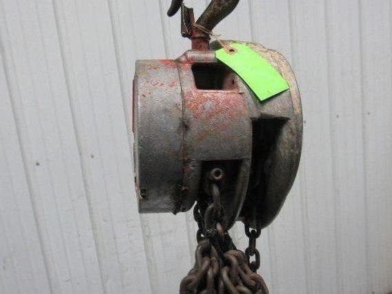 CM 1 Ton Manual Chain Fall Hoist 2000 Lbs. 28' Travel 17' Pendant Chain