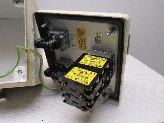 Rees 50703NO-NC Mushroom Head E-Stop W/6"x6"x4" Enclosure & 2 Push Buttons