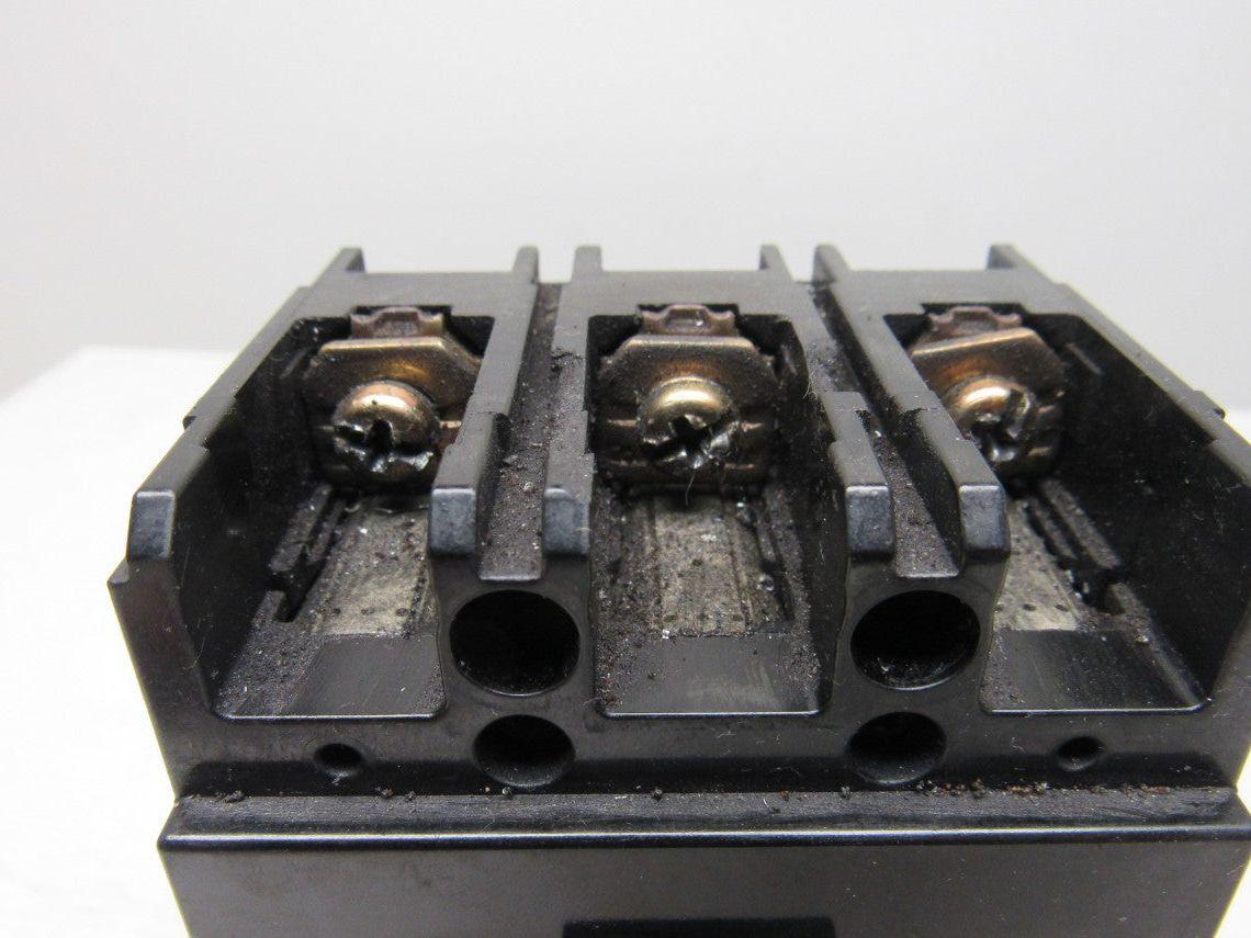 Fuji Electric BB3ASB-030 Auto Breaker 3Pole 30A 550VAC