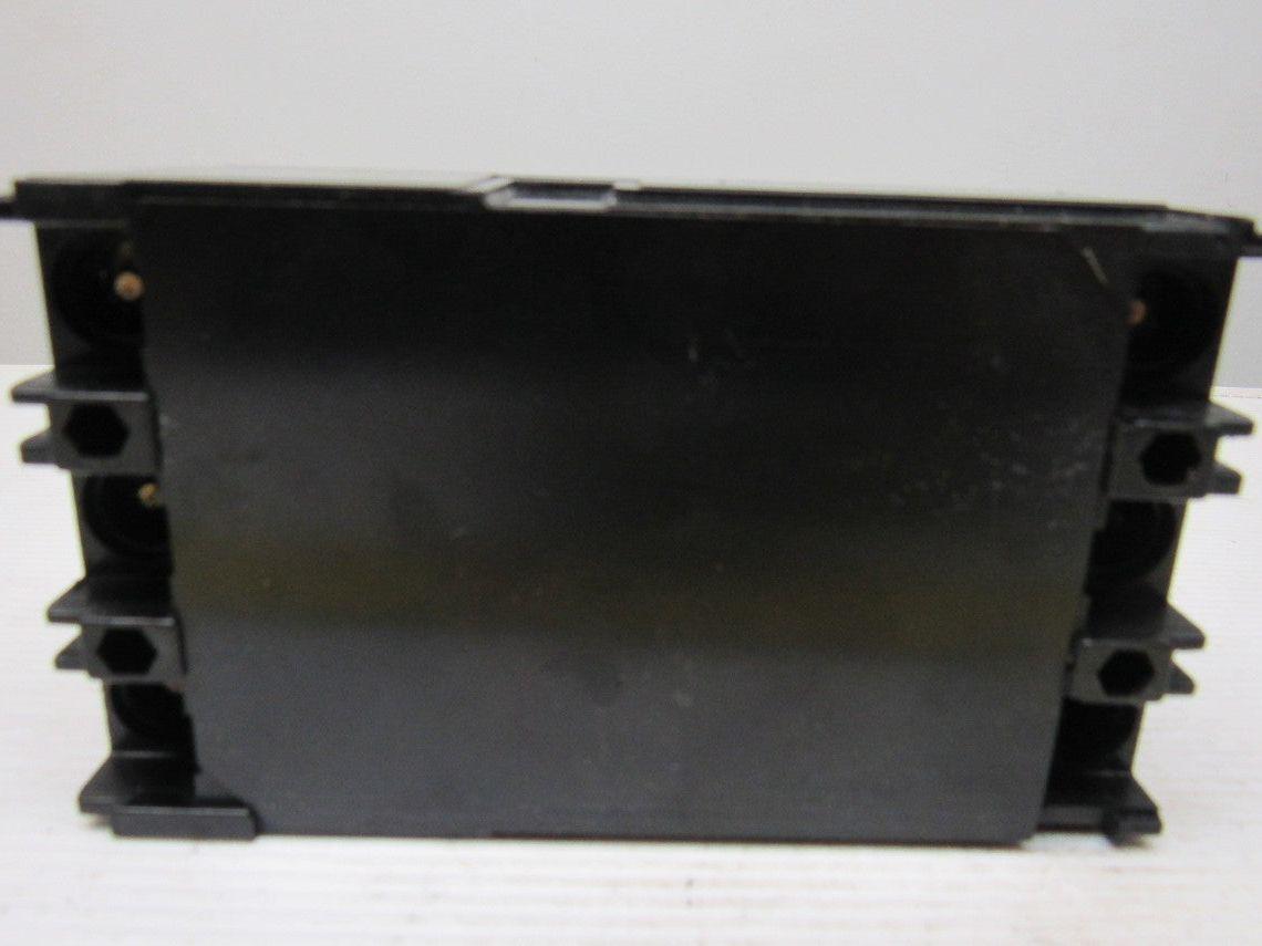 Fuji Electric BB3ASB-030 Auto Breaker 3Pole 30A 550VAC