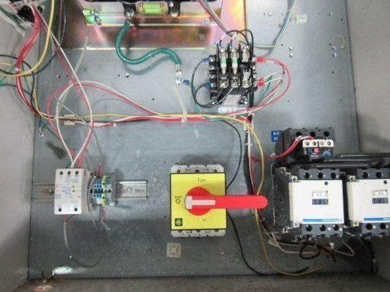 Yaskawa E7LVB052G VFD Drive Bypass Assembly 51KVA 380-480V In 0-480V Out 50/60HZ
