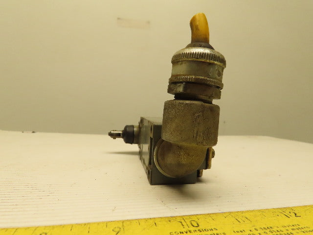 Square D 9007 BD-50 600V 10A Roller Plunger Limit Switch