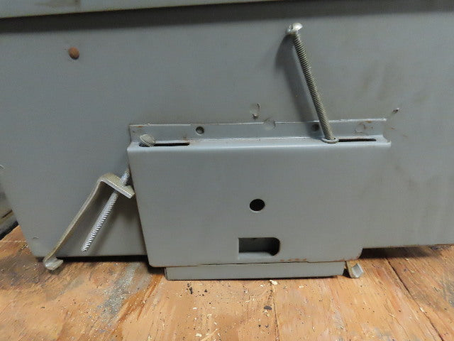 General Electric DFPH-365 600V 400A Bus Bussway Plug Fusible Disconnect