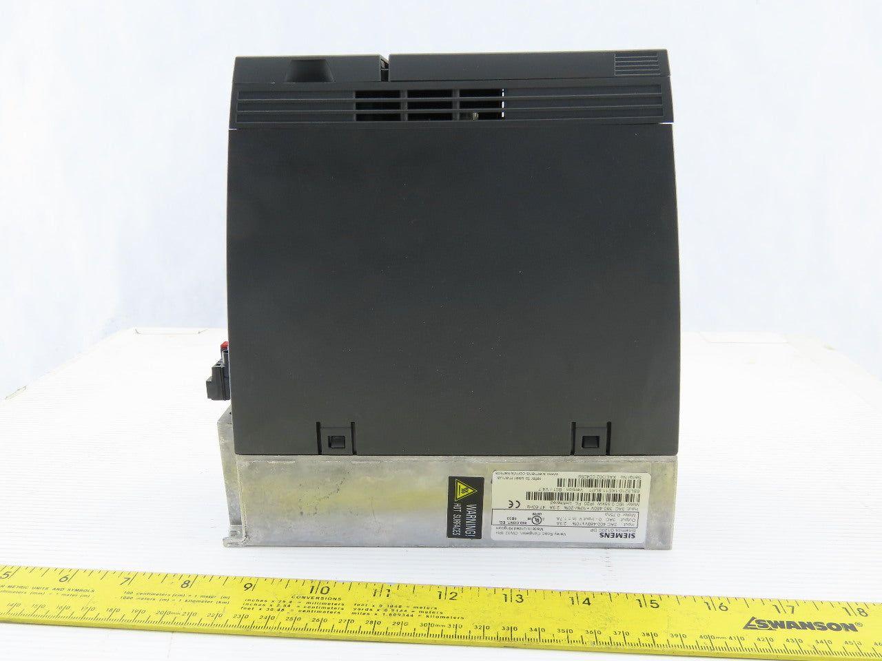 Siemens 6SL3210-1KE11-8UP1 Sinamics G120C DP 0.75HP 400-480VAC 2.3A