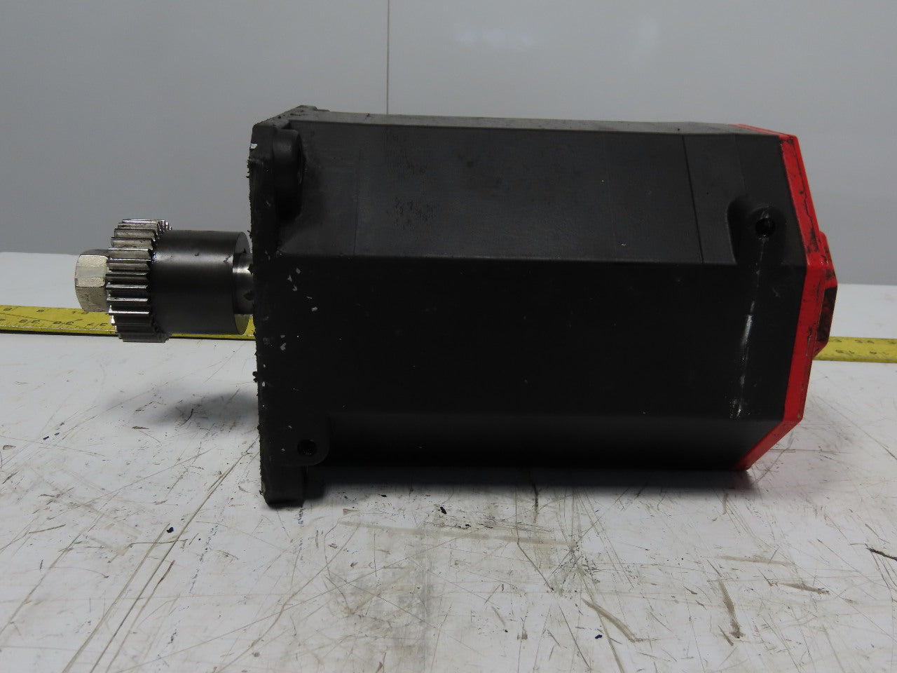 Fanuc A06B-0246-B000 C22/2000 AC Servo Motor A860-2000-T301 Pulsecoder Encoder