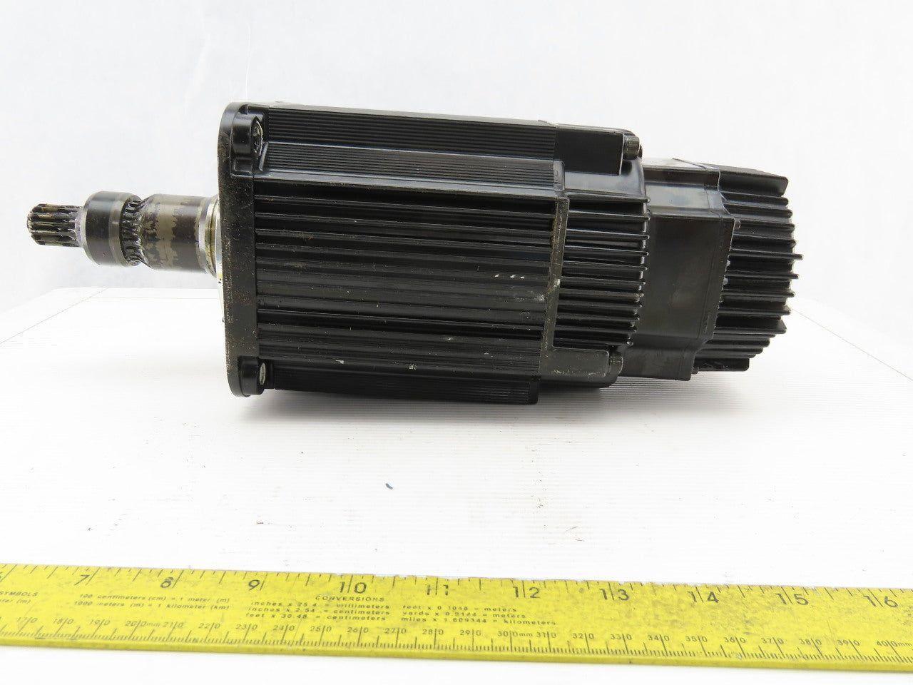 Yaskawa Electric SGMGH-13A2A-YR23 AC Servo Motor Removed From a Motoman YR-UP50