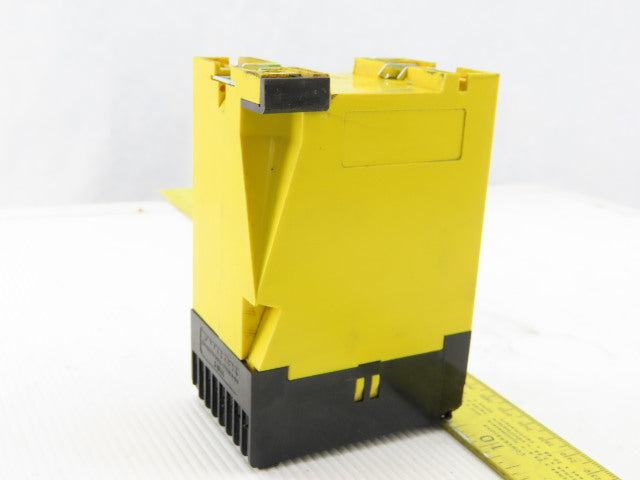 Turck MS96-12-R Control Circuit 250V 2A 60W 500VA DIN Rail Mount